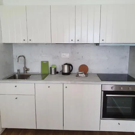 Stylish Apartment With Terrace And Garage In The City Center Pilsen Exterior photo
